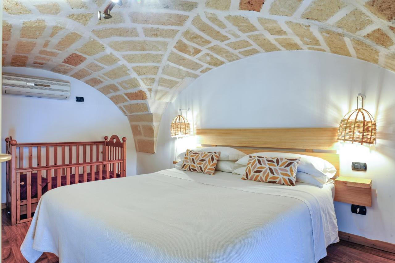Castriota19 - Jacuzzi Room & Apartment Sit Lecce Exterior foto